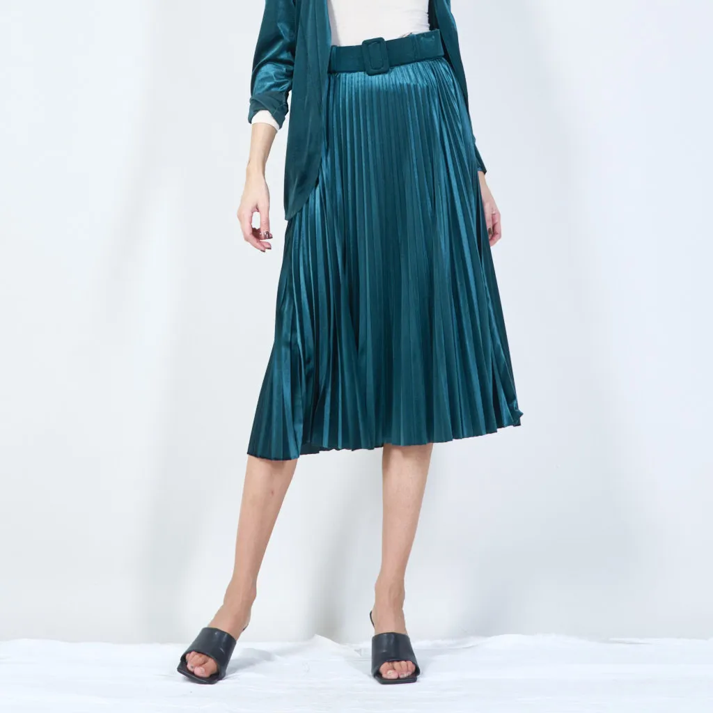 Pleated midi velvet skirt with belt wholesale